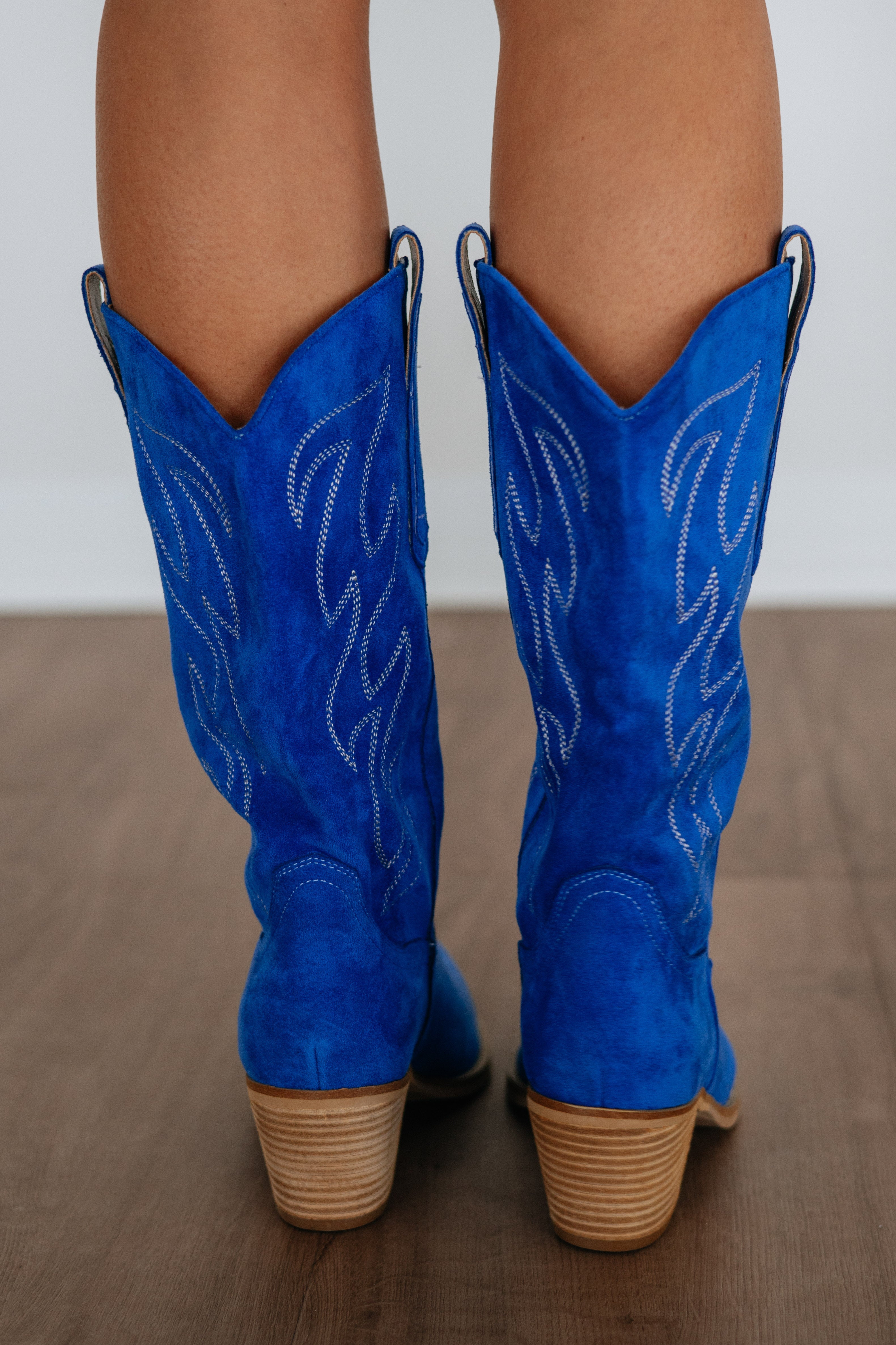 Knock Out Cowgirl Boots